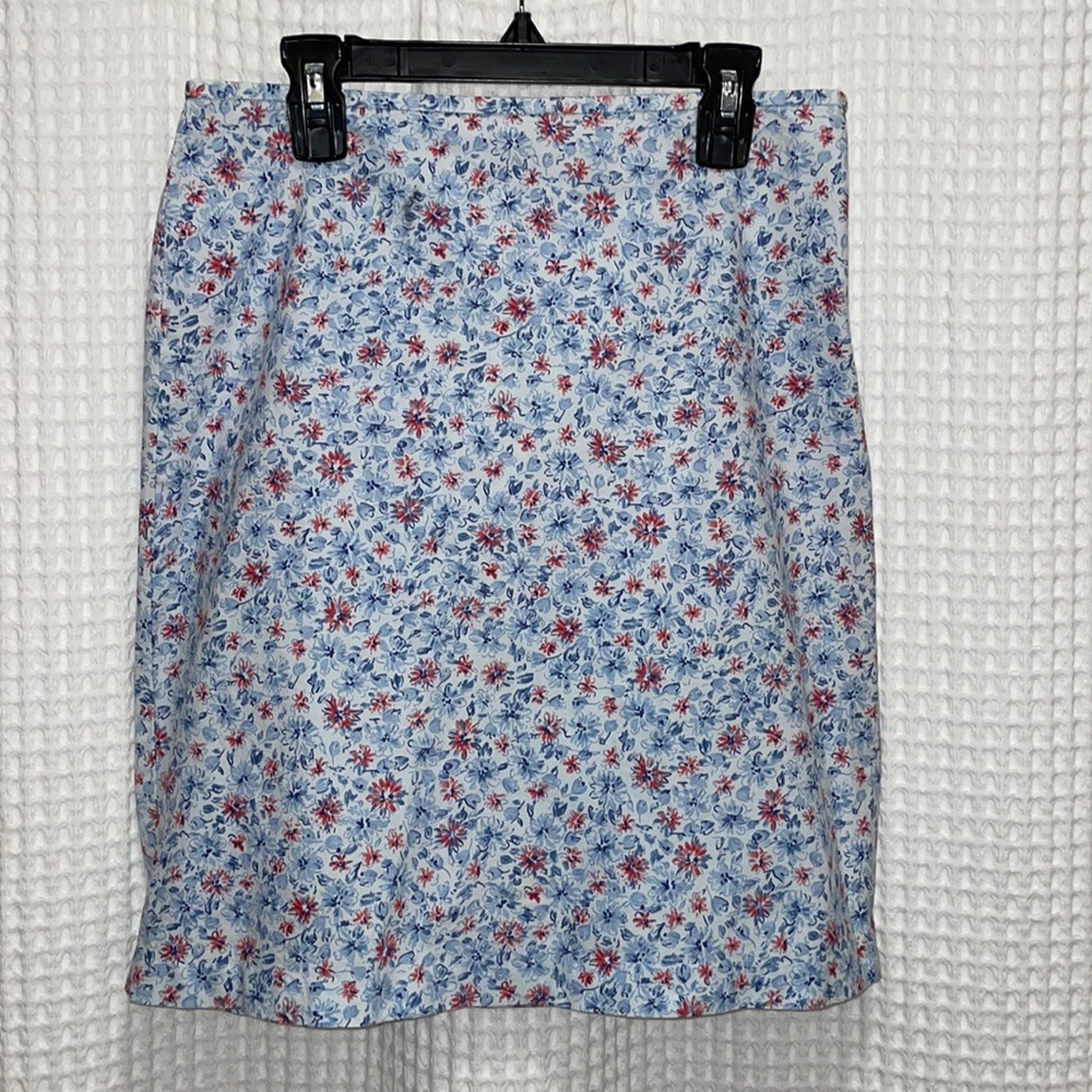 American Eagle Light Blue Floral Stretch Mini Skirt Size 2